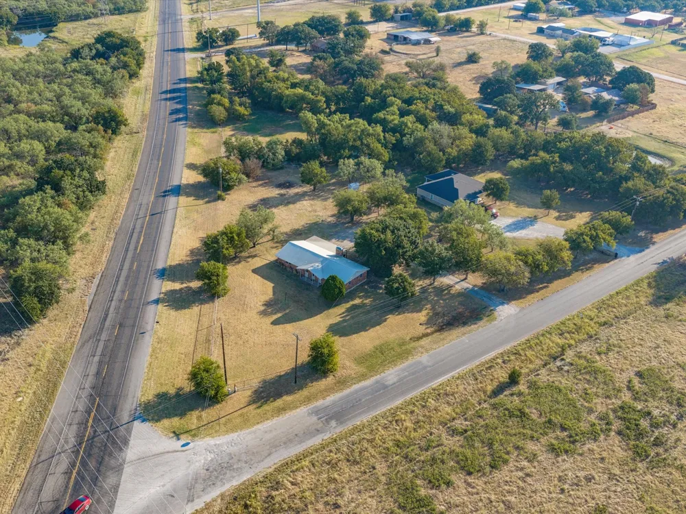 584 HWY 16 N Graham, TX 76450