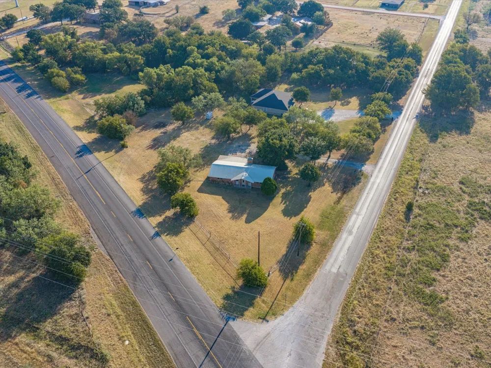 584 HWY 16 N Graham, TX 76450