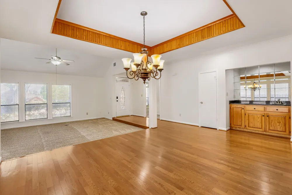 806 Royal Birkdale Drive Garland, TX 75044