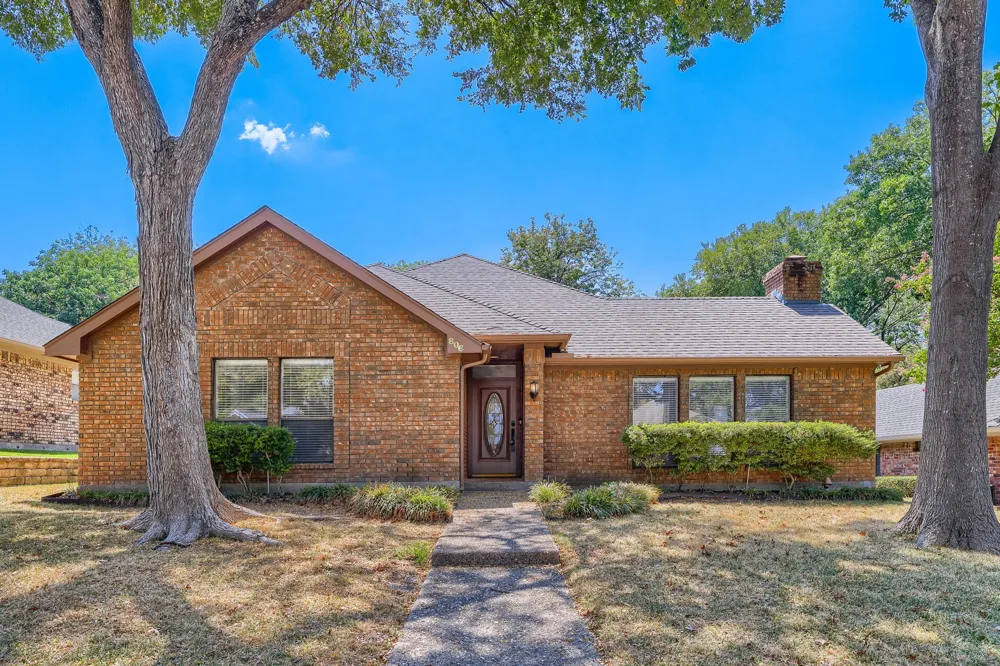 806 Royal Birkdale Drive Garland, TX 75044