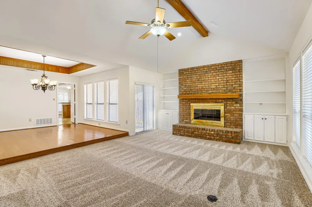 806 Royal Birkdale Drive Garland, TX 75044