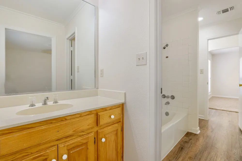 806 Royal Birkdale Drive Garland, TX 75044