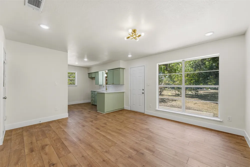 504 Hill Street Aubrey, TX 76227