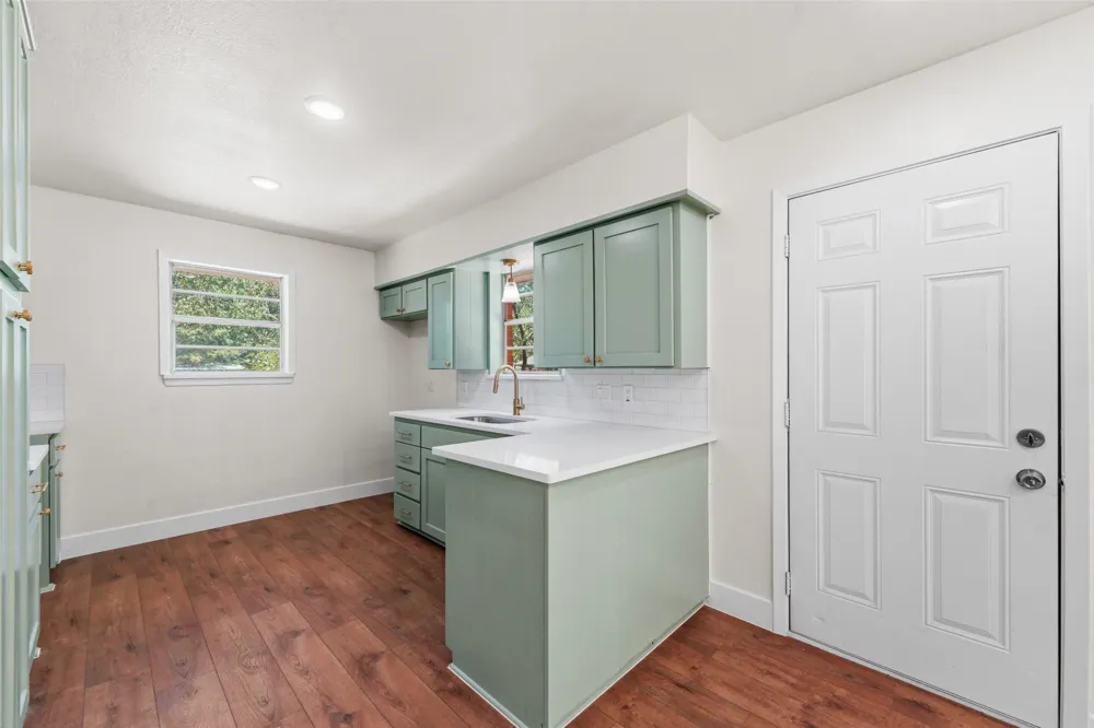 504 Hill Street Aubrey, TX 76227