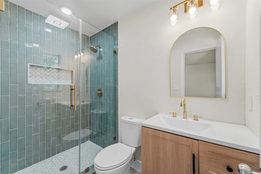 504 Hill Street Aubrey, TX 76227
