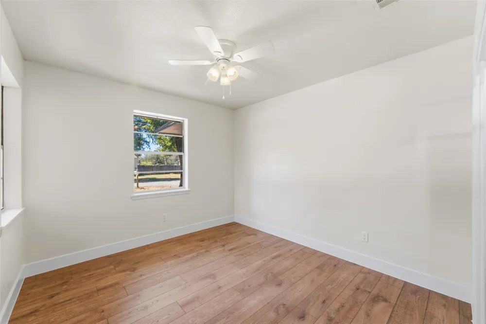 504 Hill Street Aubrey, TX 76227
