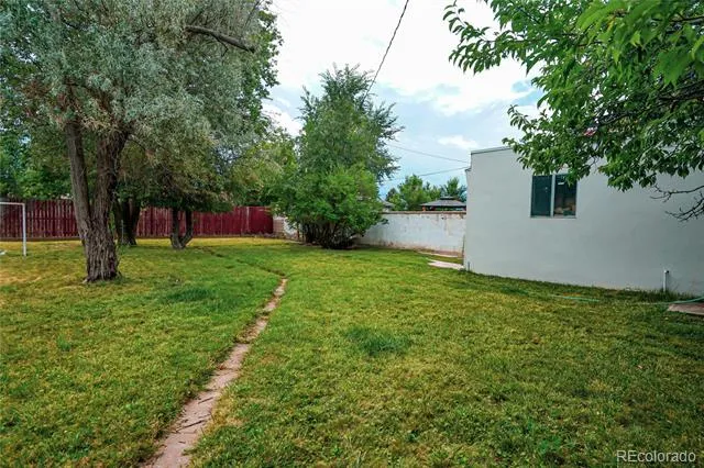 301 E 7th Street Walsenburg, CO 81089
