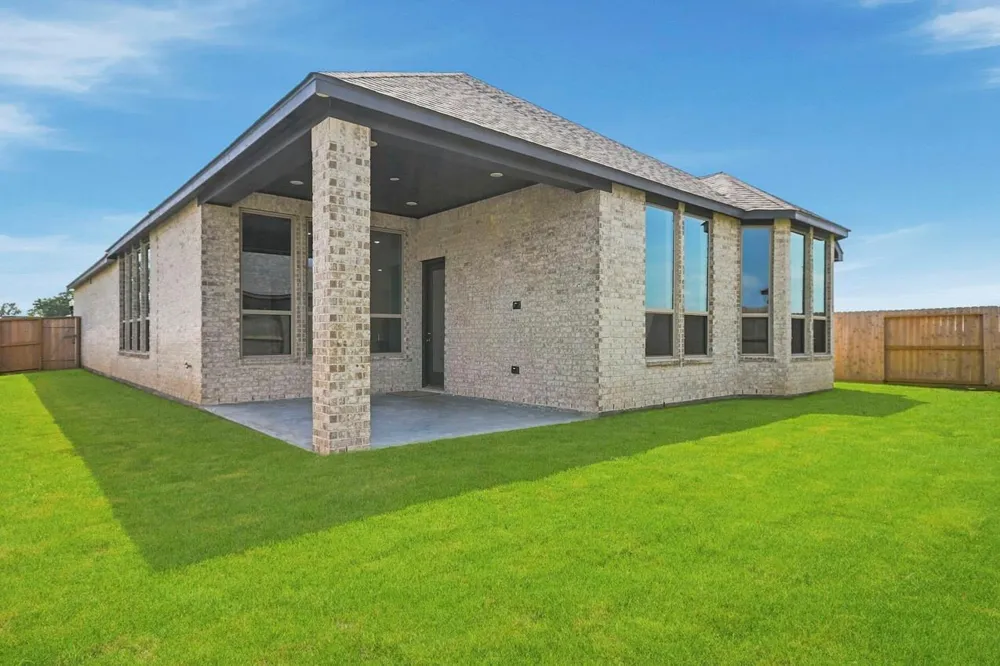12226 Hyland Lane Mont Belvieu, TX 77523