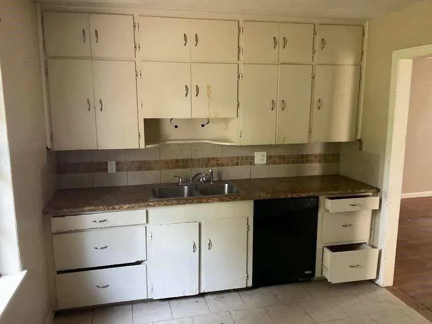 401 Farrer Street Angleton, TX 77515