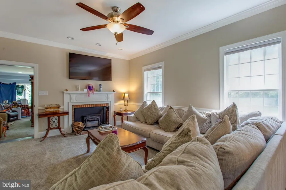 4340 GUINEVERE LANE Pomfret, MD 20675