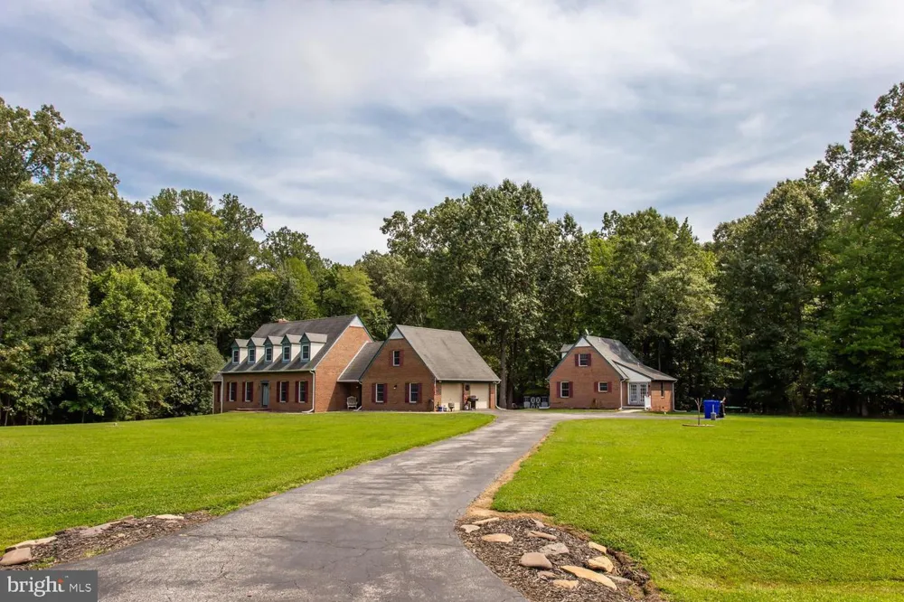 4340 GUINEVERE LANE Pomfret, MD 20675