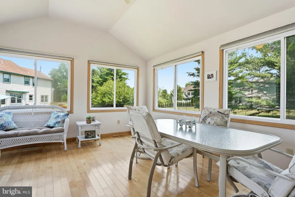 9 HIBISCUS PLACE Newtown, PA 18940