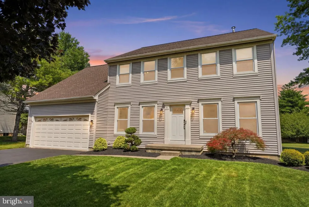 9 HIBISCUS PLACE Newtown, PA 18940
