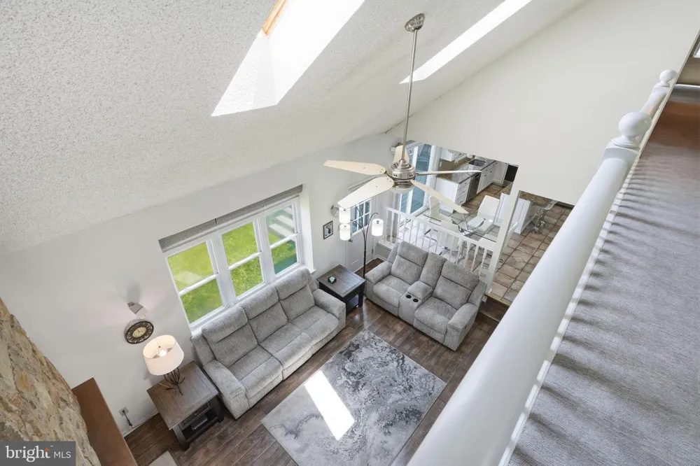 9 HIBISCUS PLACE Newtown, PA 18940