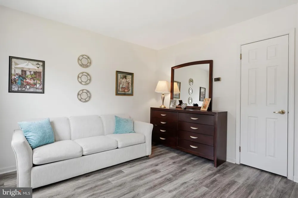 9 HIBISCUS PLACE Newtown, PA 18940