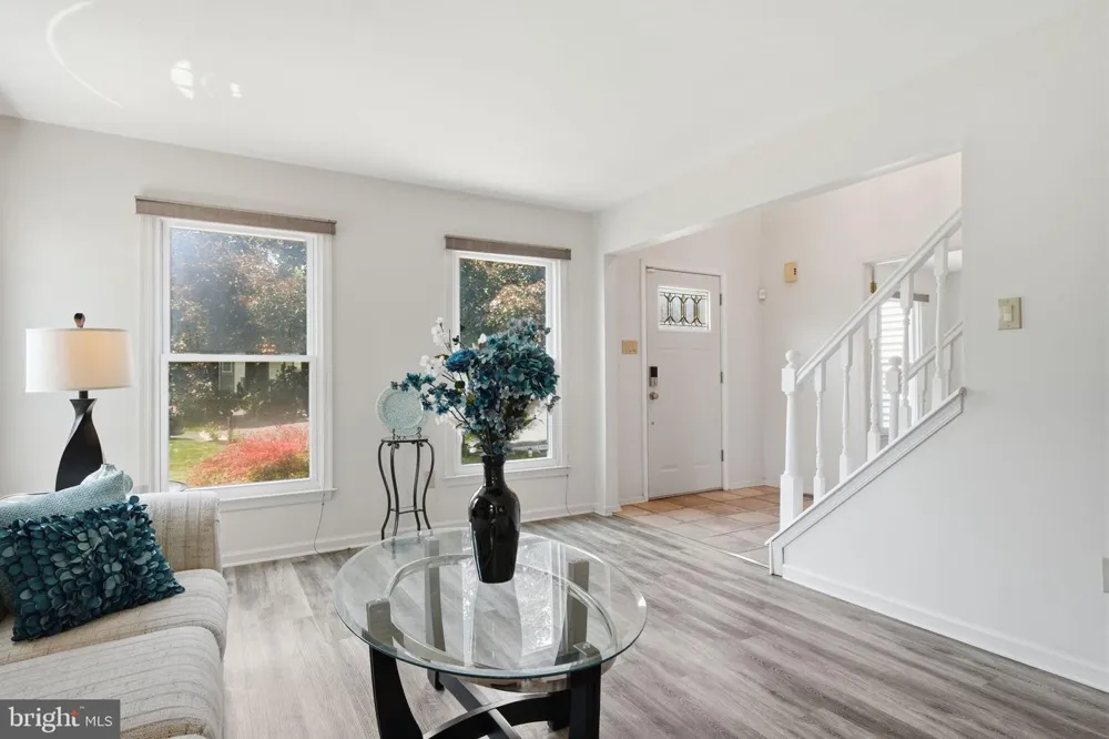 9 HIBISCUS PLACE Newtown, PA 18940