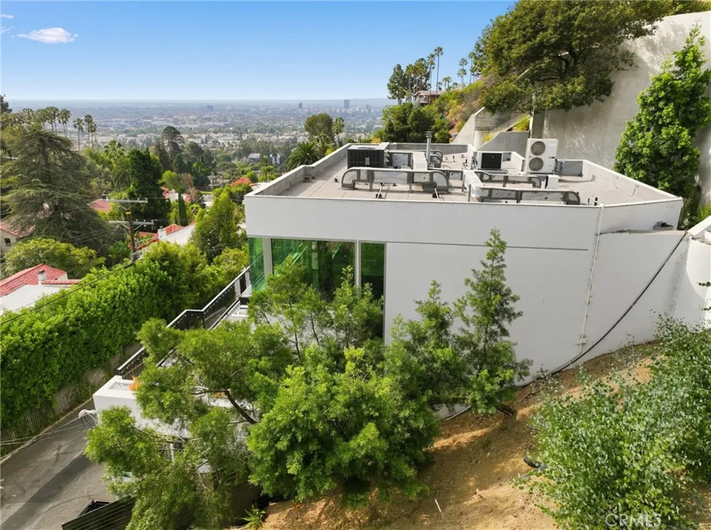 1941 Curson Los Angeles, CA 90046
