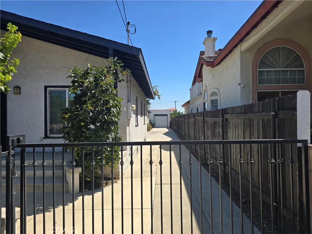 316 Elizabeth Monterey Park, CA 91755