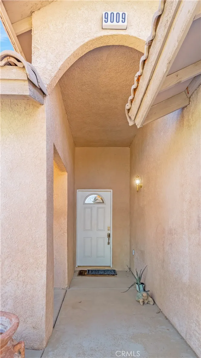 9009 Piedra Avenue Hesperia, CA 92345
