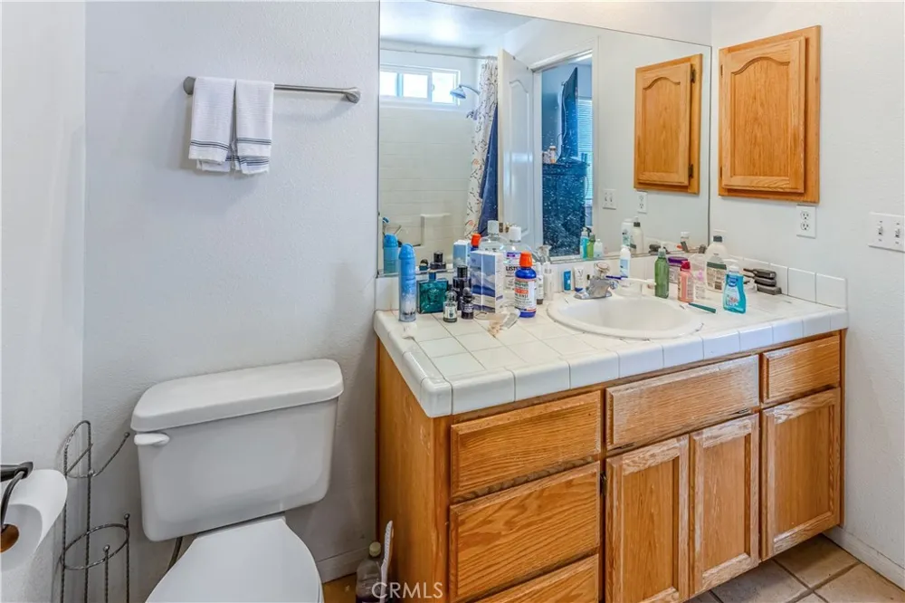 9009 Piedra Avenue Hesperia, CA 92345