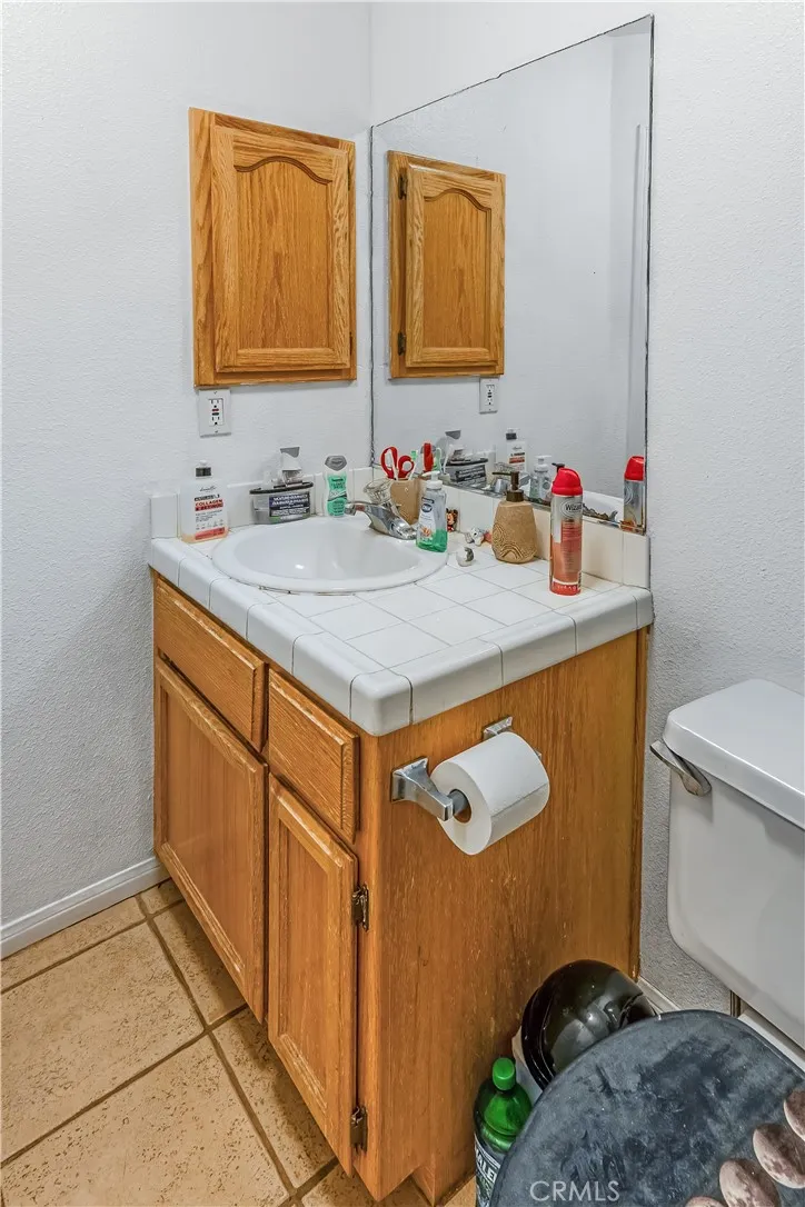 9009 Piedra Avenue Hesperia, CA 92345