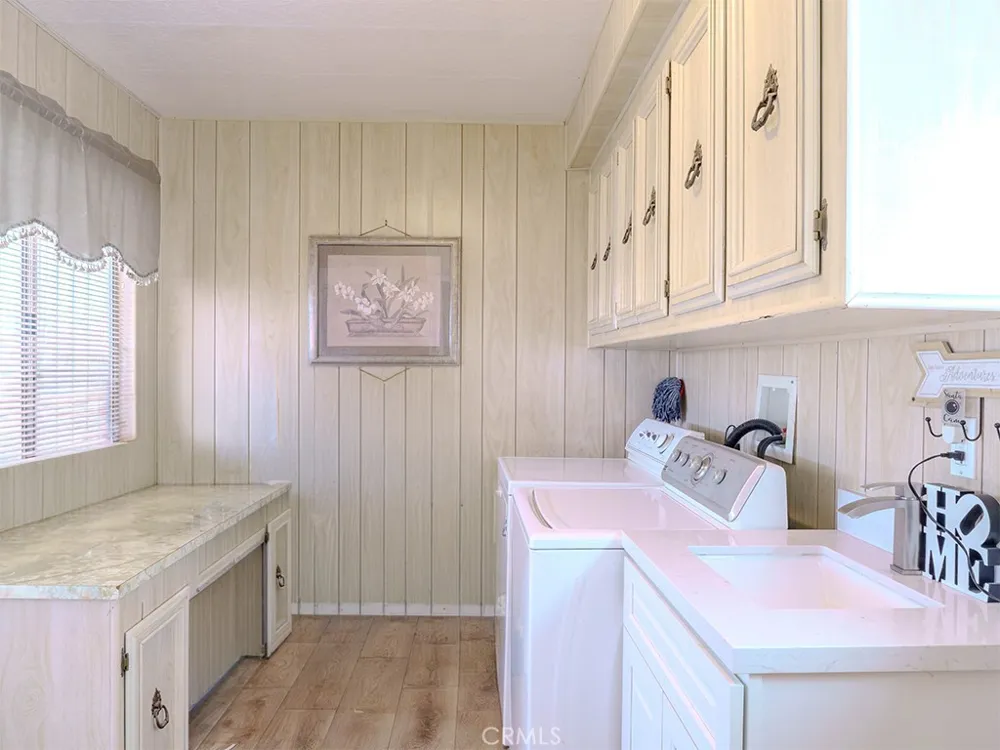 554 Castille Hemet, CA 92543