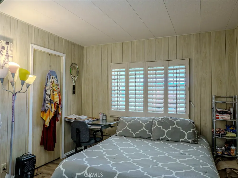 554 Castille Hemet, CA 92543