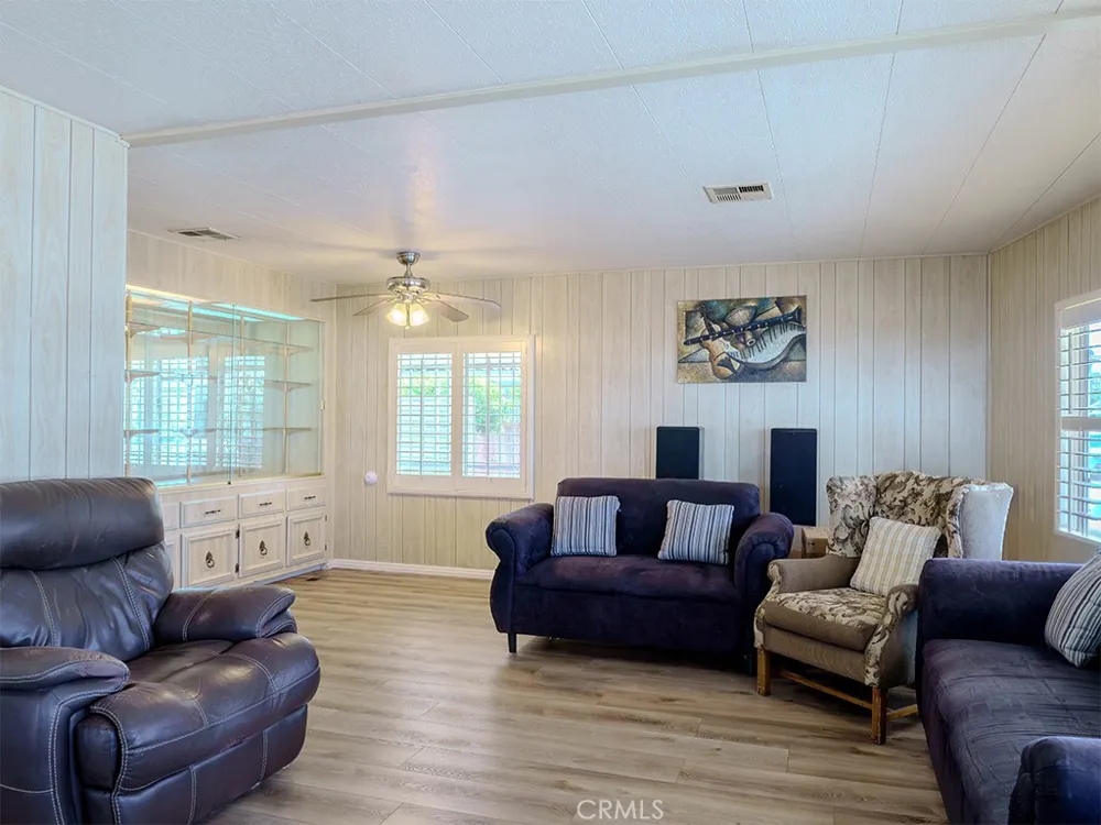 554 Castille Hemet, CA 92543