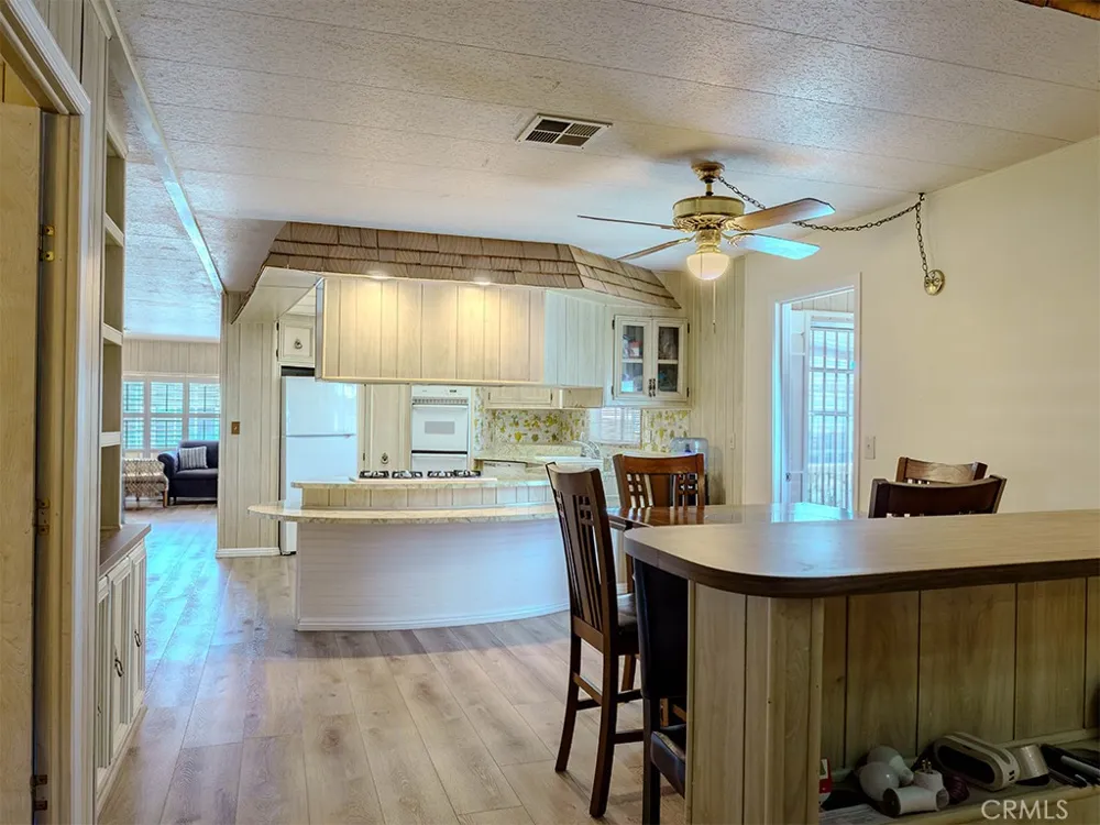 554 Castille Hemet, CA 92543