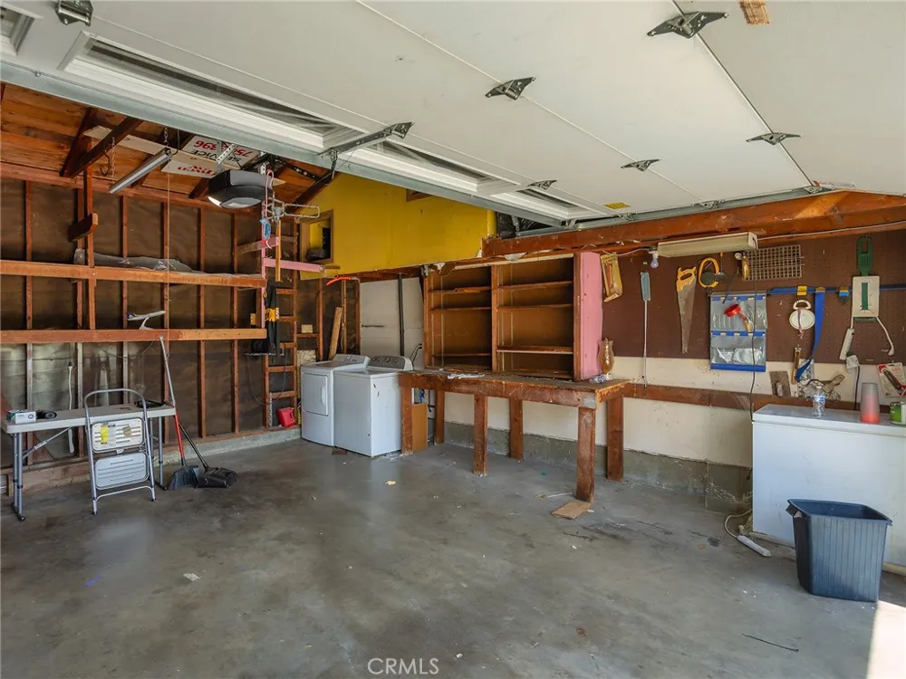 13208 S Manhattan Place Gardena, CA 90249