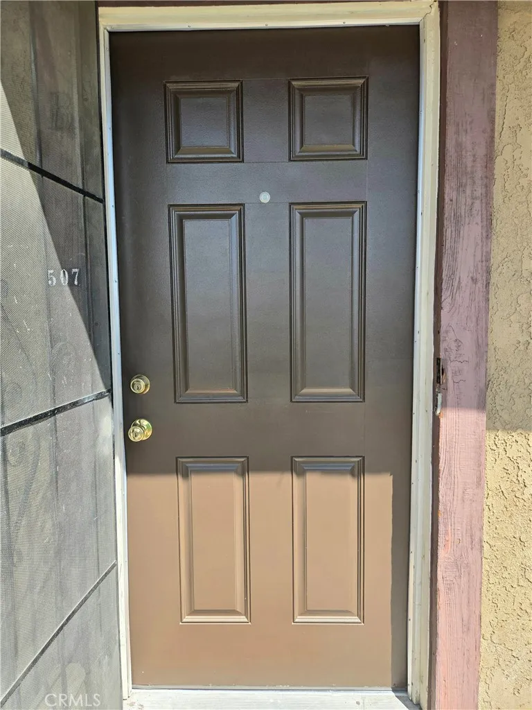 507 Montecito Avenue #B Hemet, CA 92543