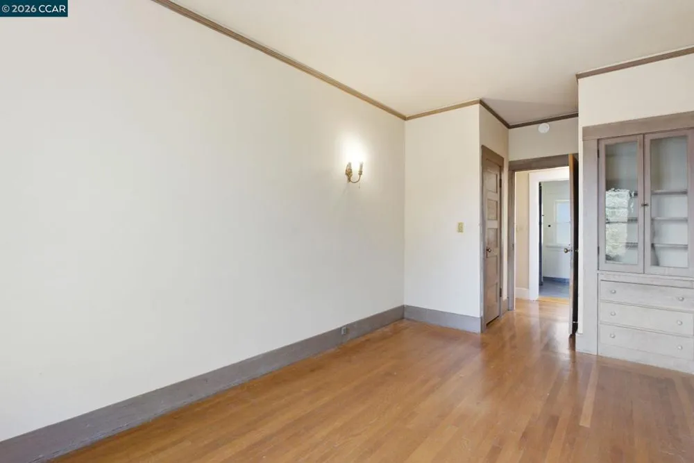 1683 La Loma Ave Berkeley, CA 94709