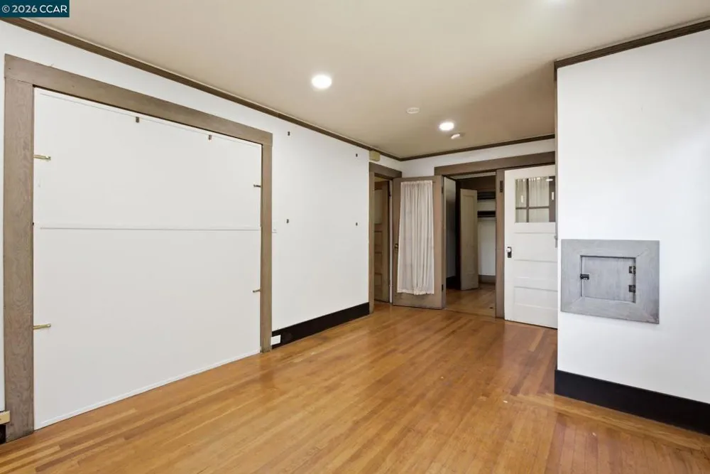 1683 La Loma Ave Berkeley, CA 94709