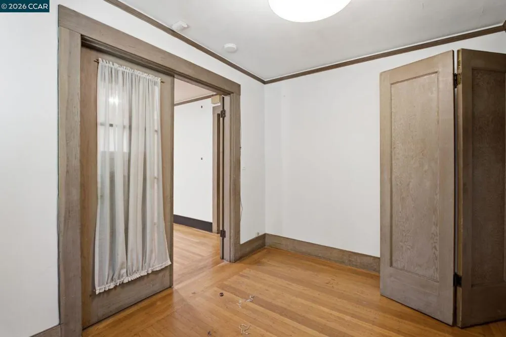 1683 La Loma Ave Berkeley, CA 94709