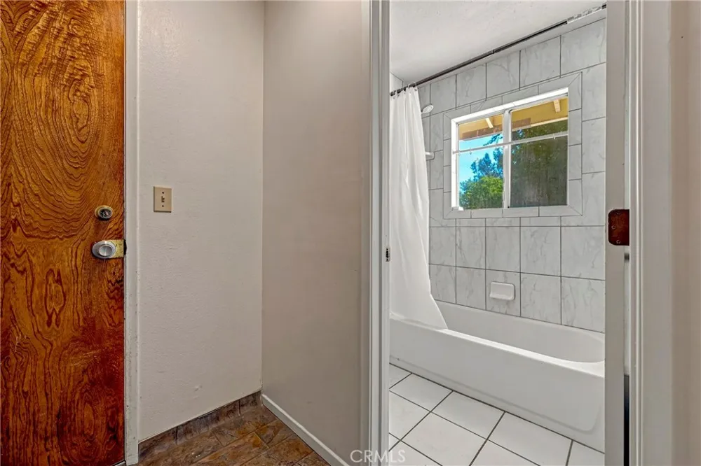 2235 Dunn Merced, CA 95340