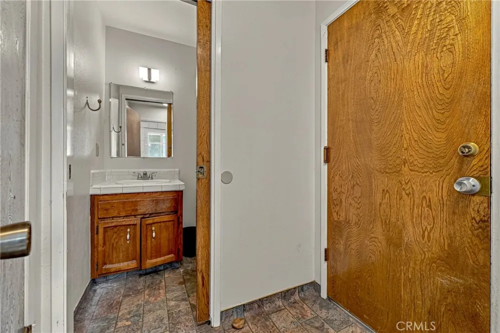 2235 Dunn Merced, CA 95340