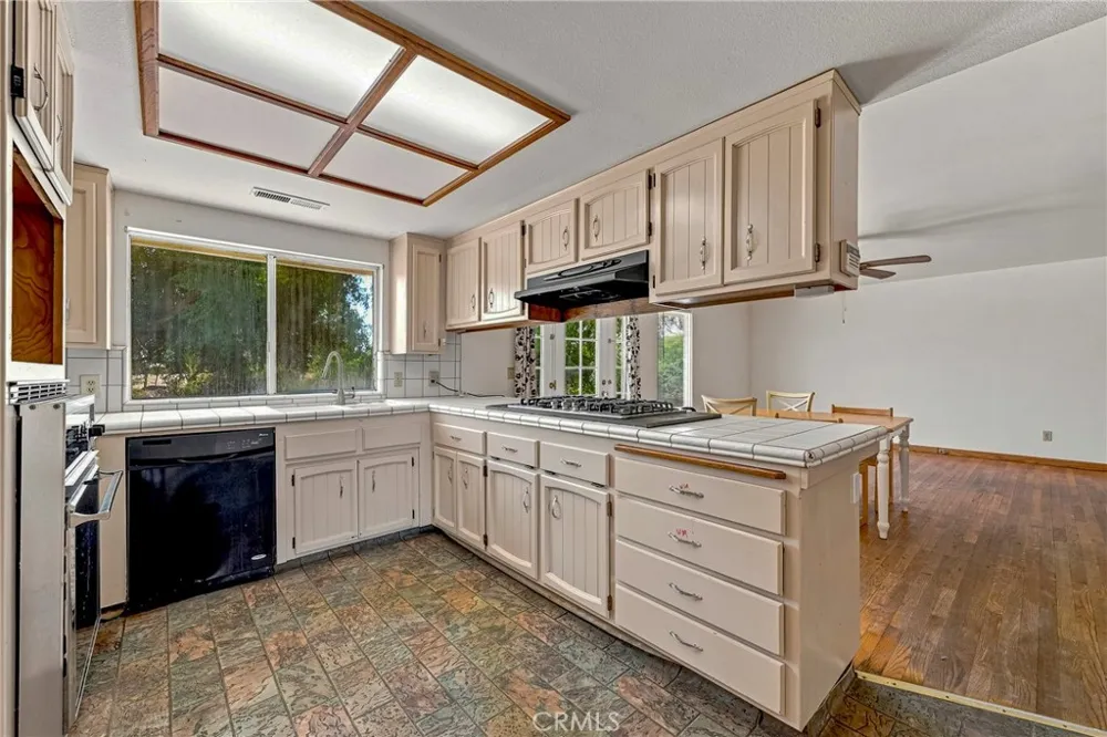 2235 Dunn Merced, CA 95340