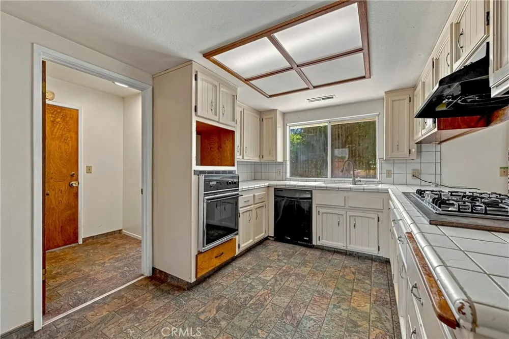 2235 Dunn Merced, CA 95340