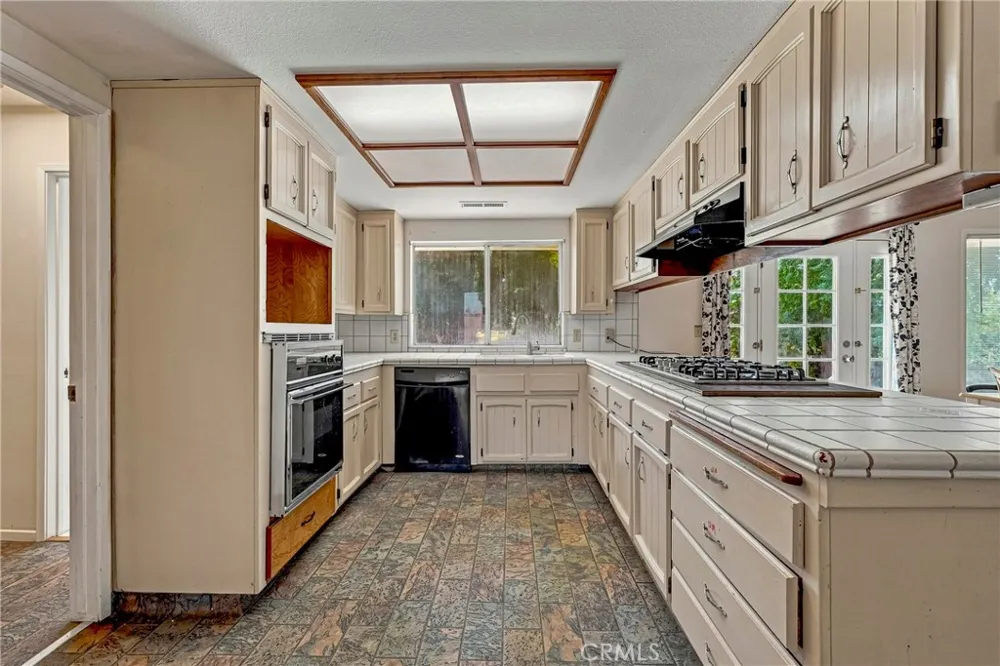 2235 Dunn Merced, CA 95340