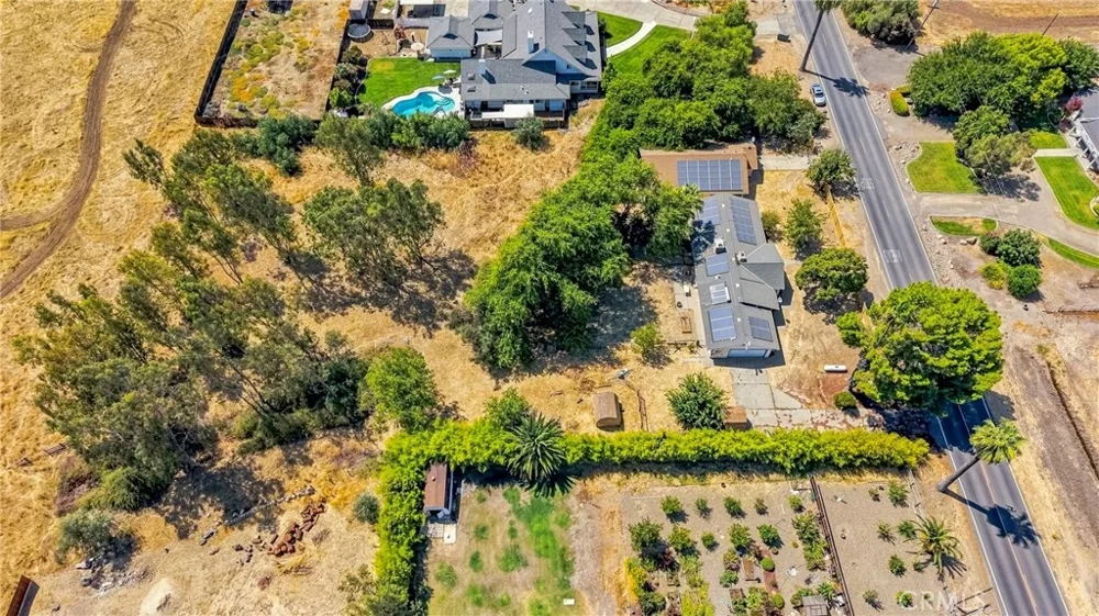 2235 Dunn Merced, CA 95340