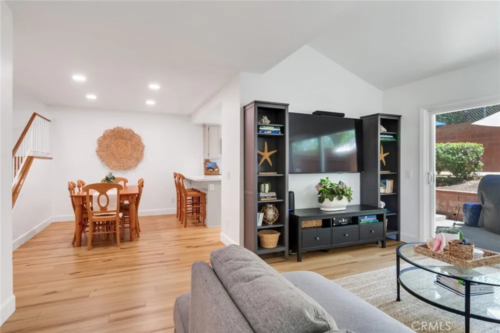 966 Michael #D Corona, CA 92881