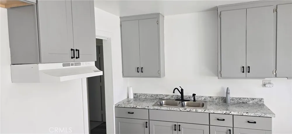 1483 Arizona San Bernardino, CA 92411