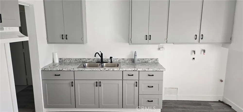 1483 Arizona San Bernardino, CA 92411