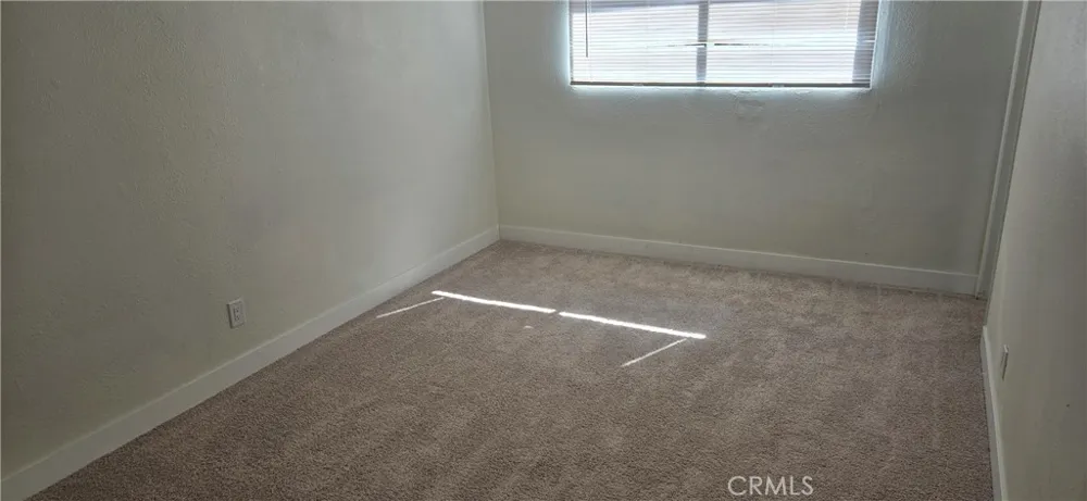 1483 Arizona San Bernardino, CA 92411