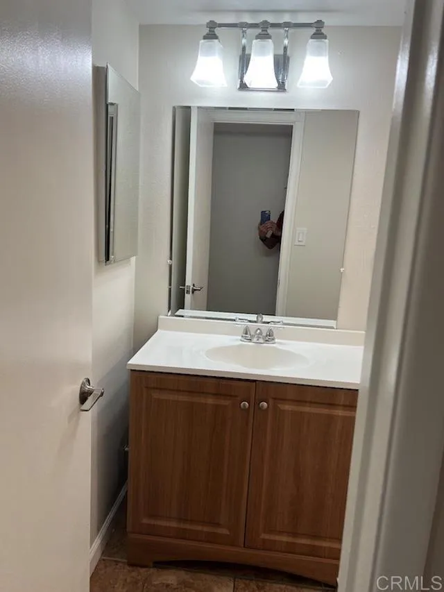 464 Woodland Avenue #B Chula Vista, CA 91910