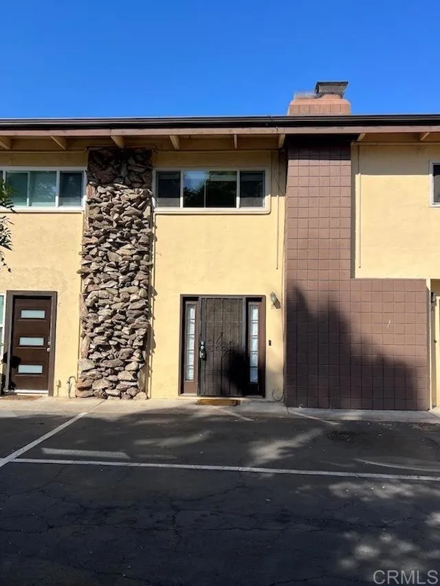 464 Woodland Avenue #B Chula Vista, CA 91910
