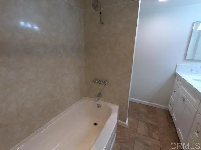 464 Woodland Avenue #B Chula Vista, CA 91910