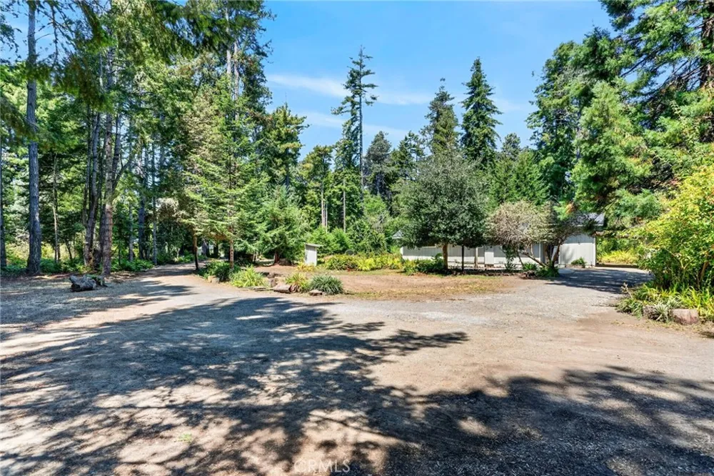 16901 Boice Fort Bragg, CA 95437