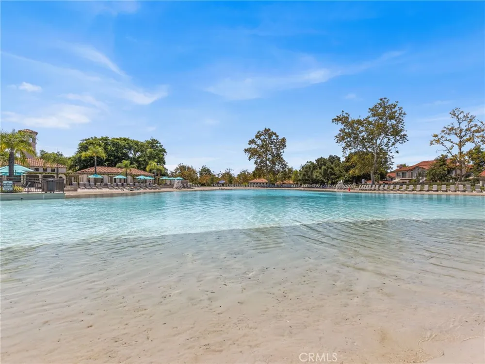 16 Calle Larspur Rancho Santa Margarita, CA 92688