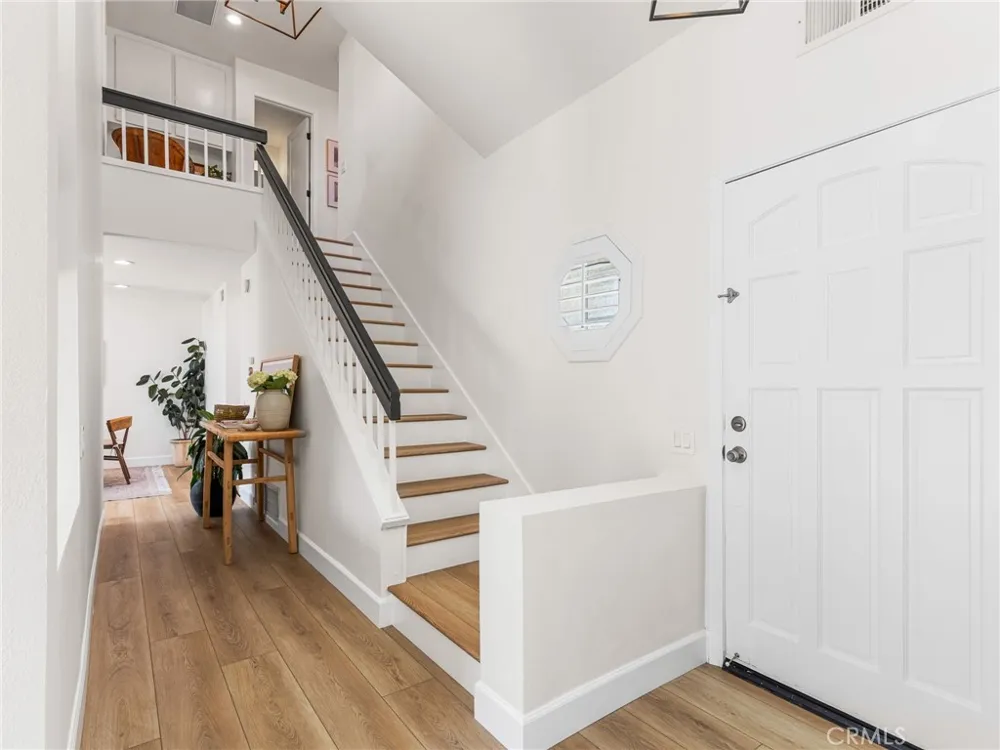 16 Calle Larspur Rancho Santa Margarita, CA 92688